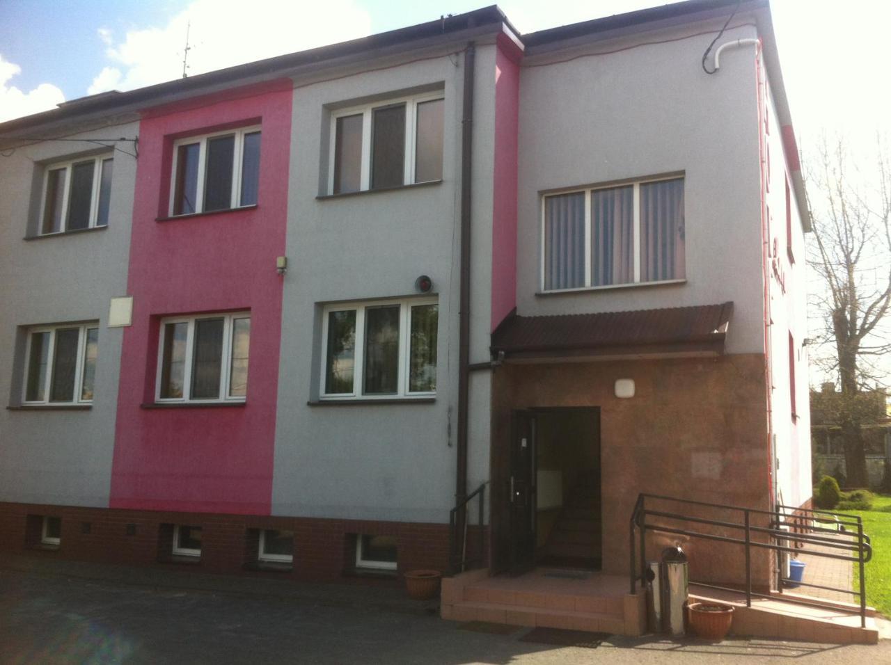 Luna Noclegi I Zakwaterowanie Jaroslaw Exterior photo